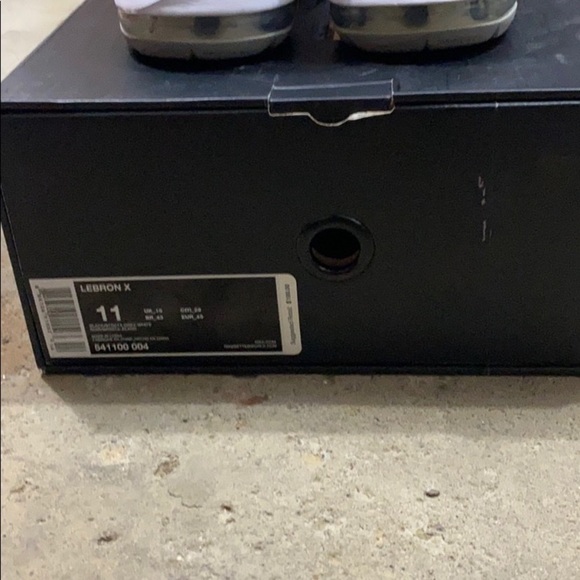 Lebron X 10 prism color way size 11 - Picture 6 of 6